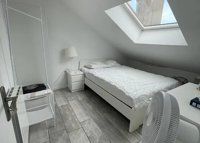 Appartement M130 Marquer Joli T2 à *